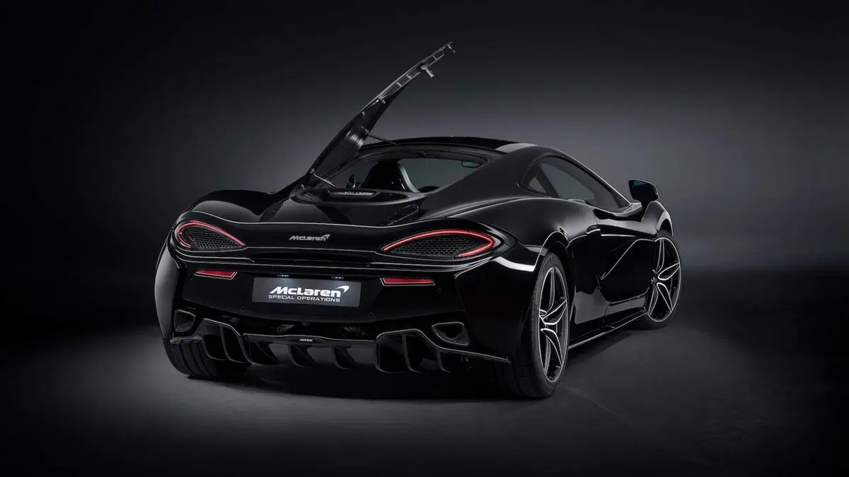 McLaren 570GT Black Collection, serie limitata in 100 esemplari (3)