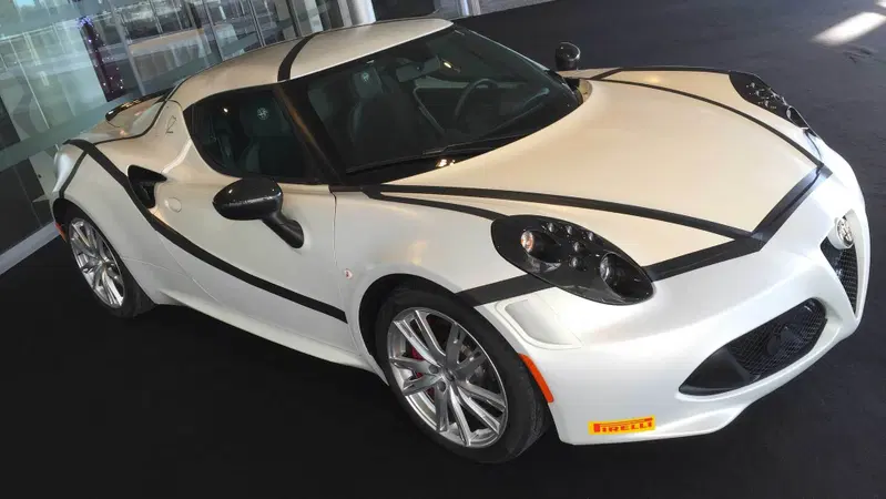 L'Alfa 4C del record al N&uuml;rburgring &egrave; al Motor Village Arese