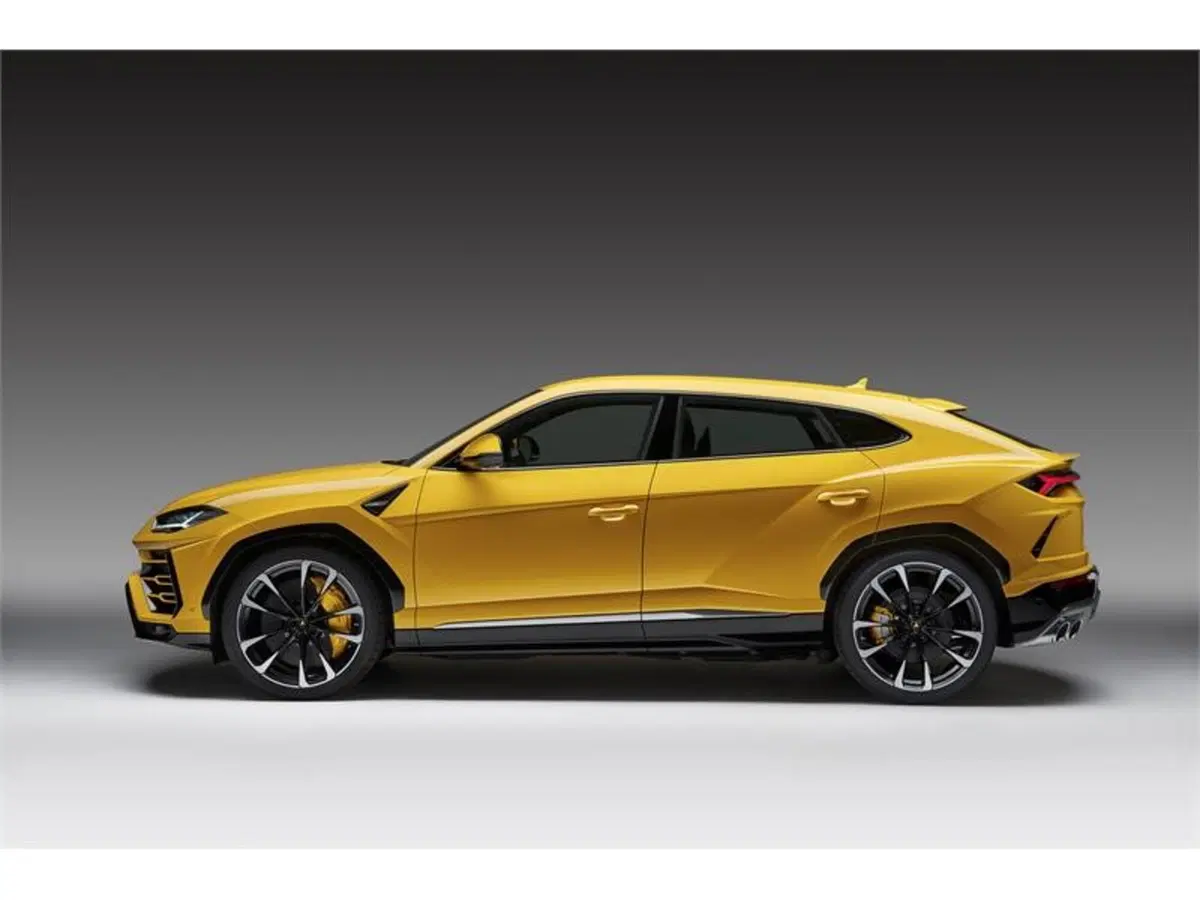 Quale comprare, Confronto: Lamborghini Urus Vs Bentley Bentayga (8)