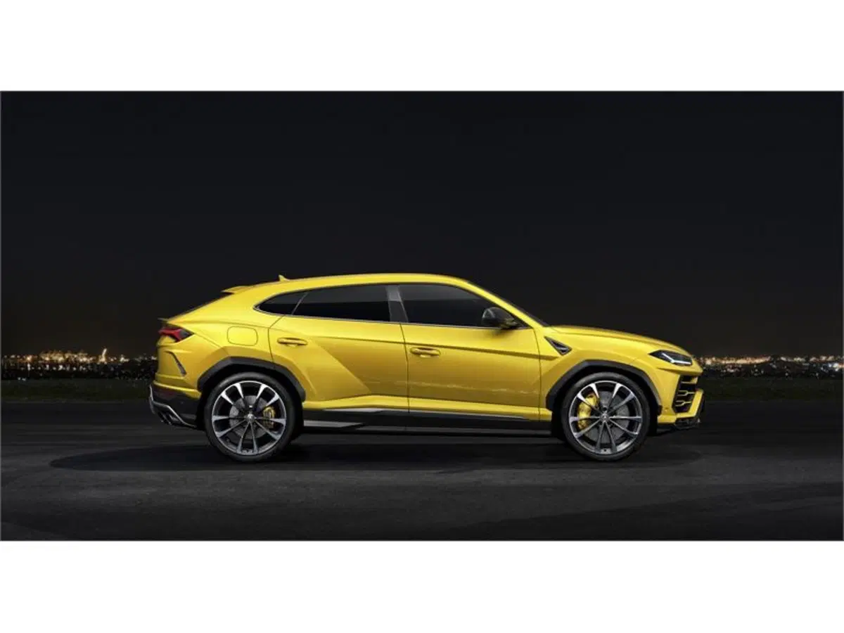 Quale comprare, Confronto: Lamborghini Urus Vs Bentley Bentayga (10)