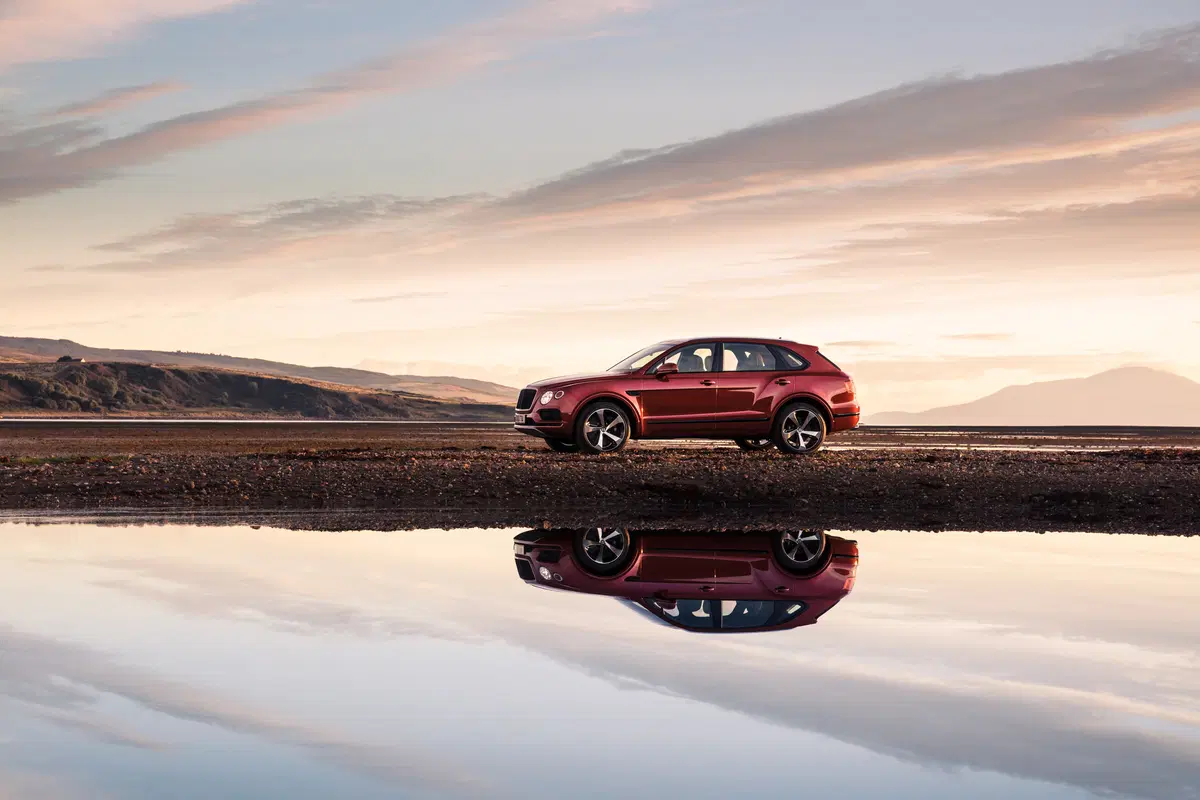 Quale comprare, Confronto: Lamborghini Urus Vs Bentley Bentayga (21)
