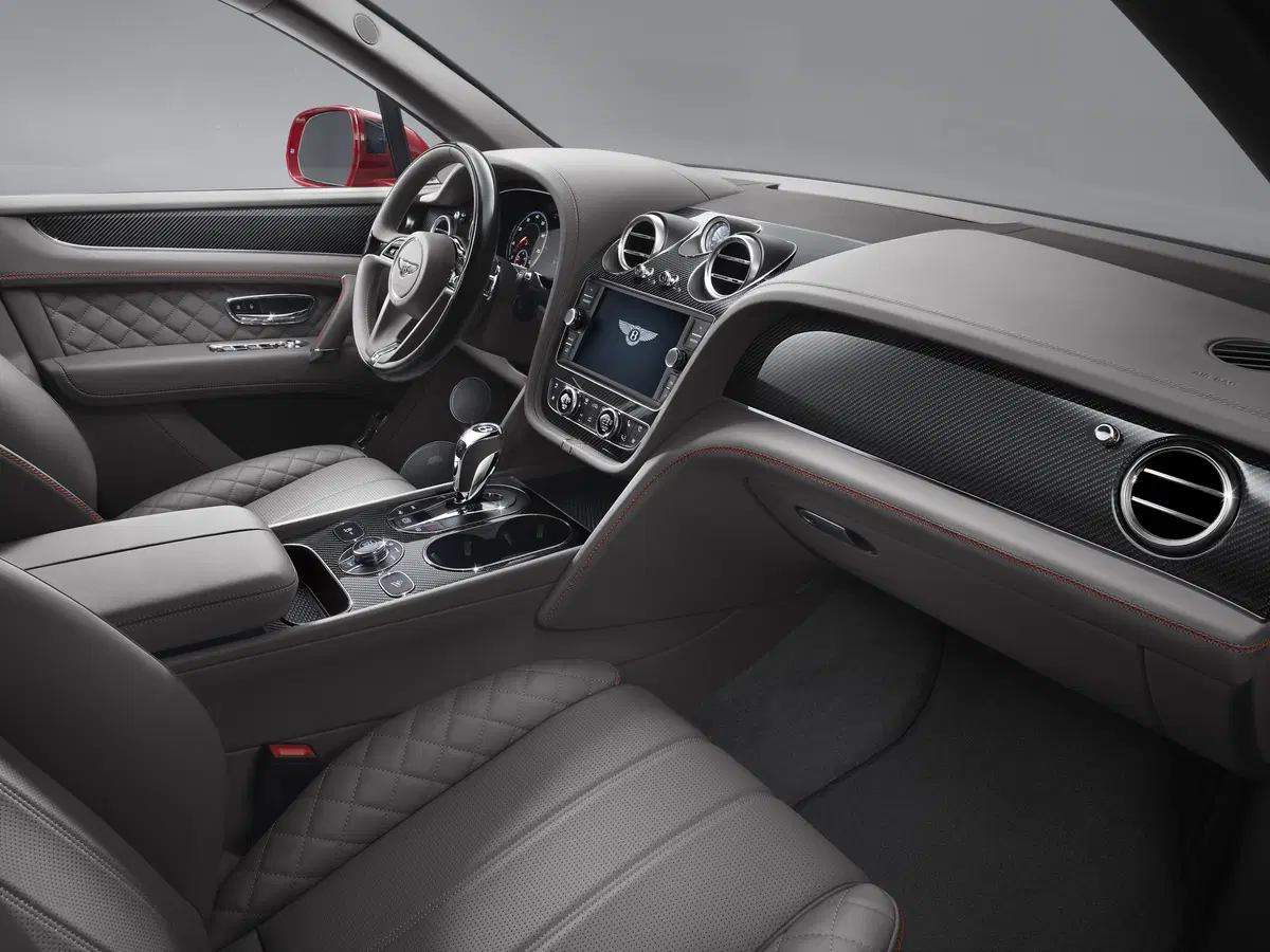 Quale comprare, Confronto: Lamborghini Urus Vs Bentley Bentayga (24)