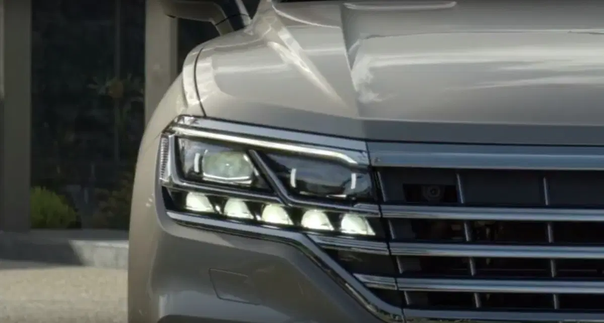 Volkswagen Touareg 2018, un video svela nuovi dettagli (3)