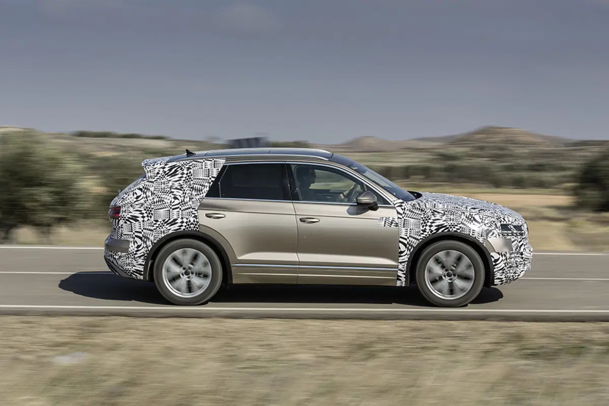 Volkswagen Touareg 2018, un video svela nuovi dettagli (6)