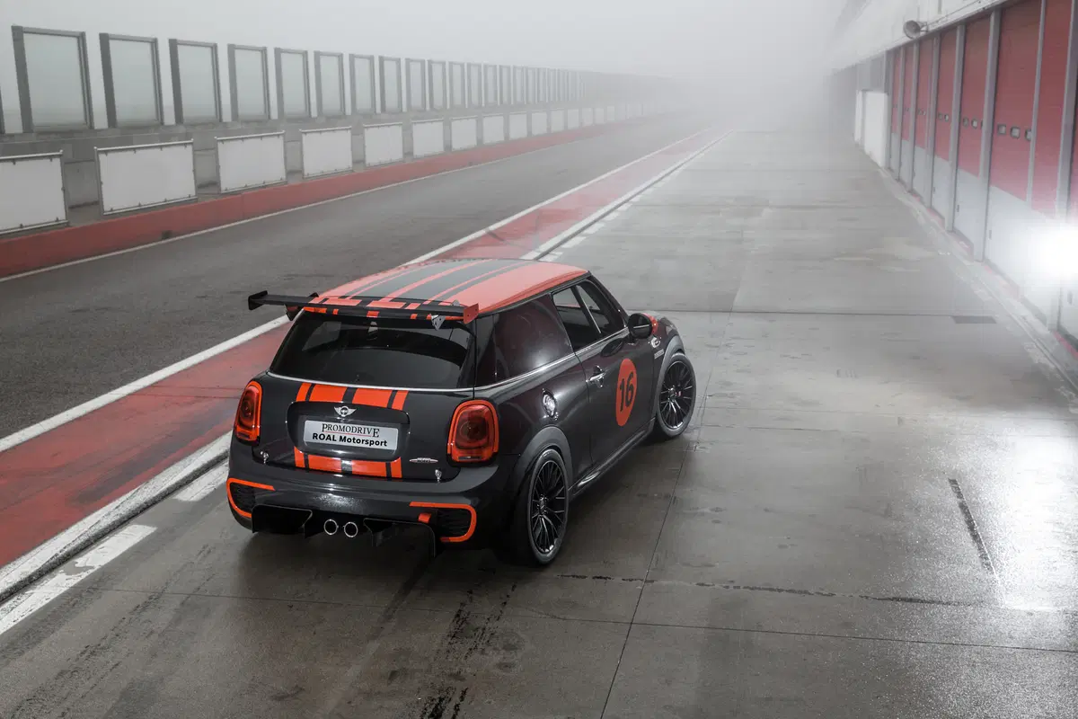 Mini Challenge 2016: ecco le JCW del campionato ufficiale (7)