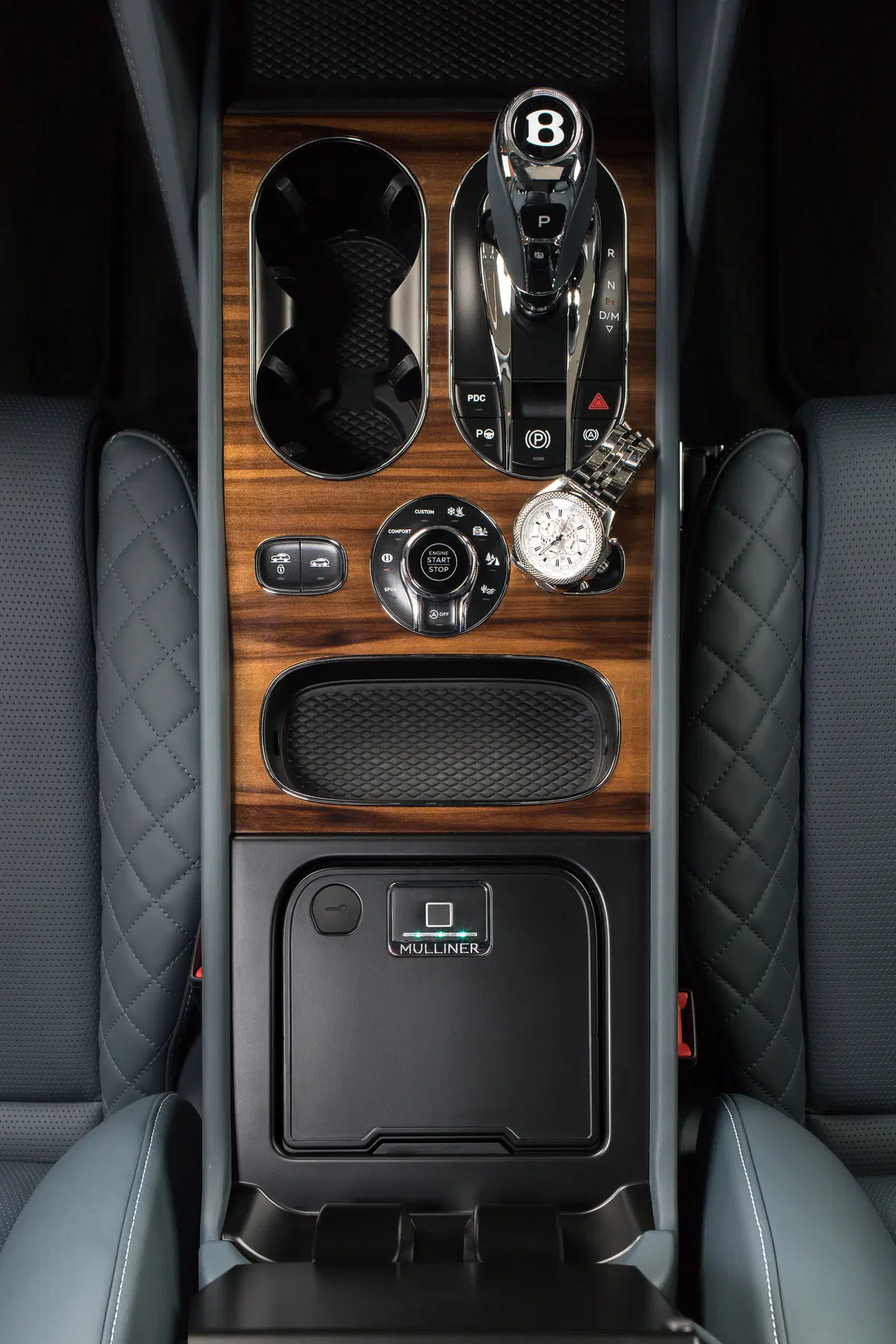 Bentley Bentayga, il SUV inglese guadagna la cassaforte integrata (7)