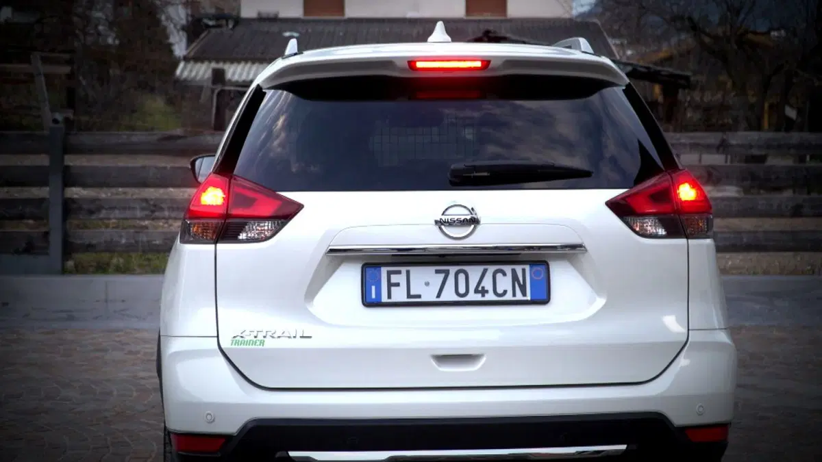 Nissan X-Trail Trainer, dedicata a Fido (2)