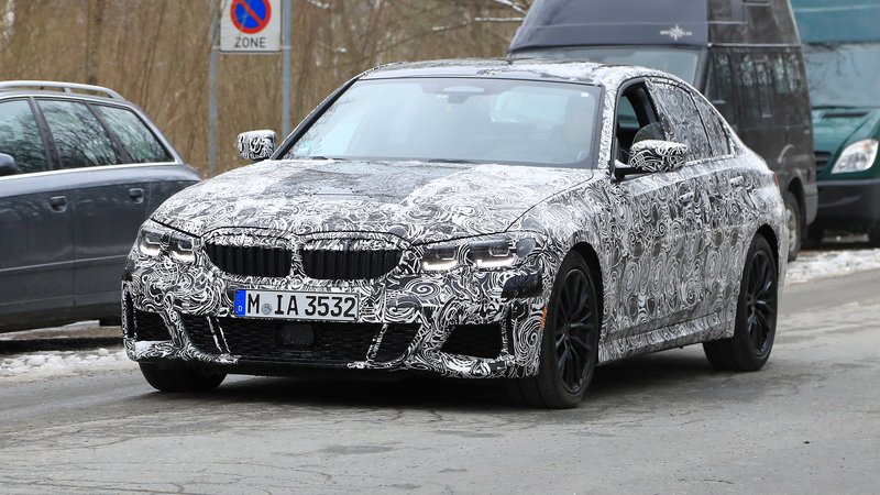 BMW serie 3, le foto spia della nuova generazione