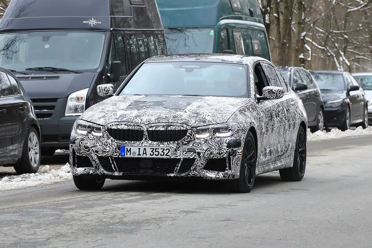 BMW serie 3, le foto spia della nuova generazione (7)