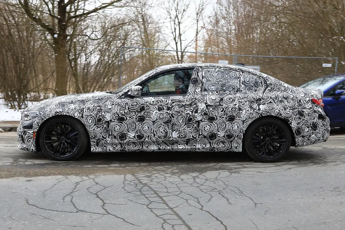 BMW serie 3, le foto spia della nuova generazione (8)