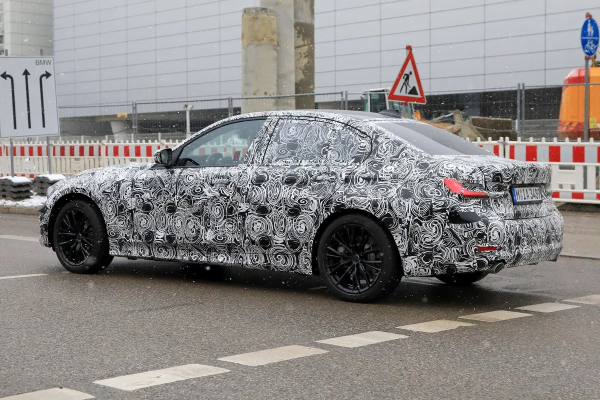 BMW serie 3, le foto spia della nuova generazione (17)