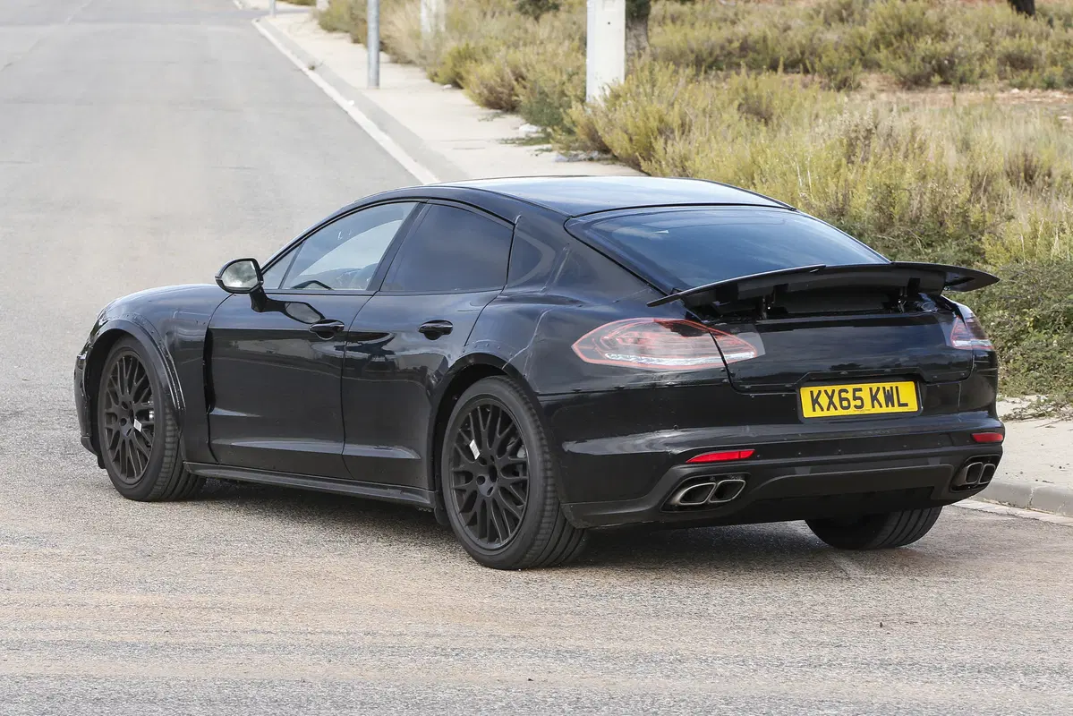 Nuova Bentley Continental GT, nascerà dalla Panamera (4)