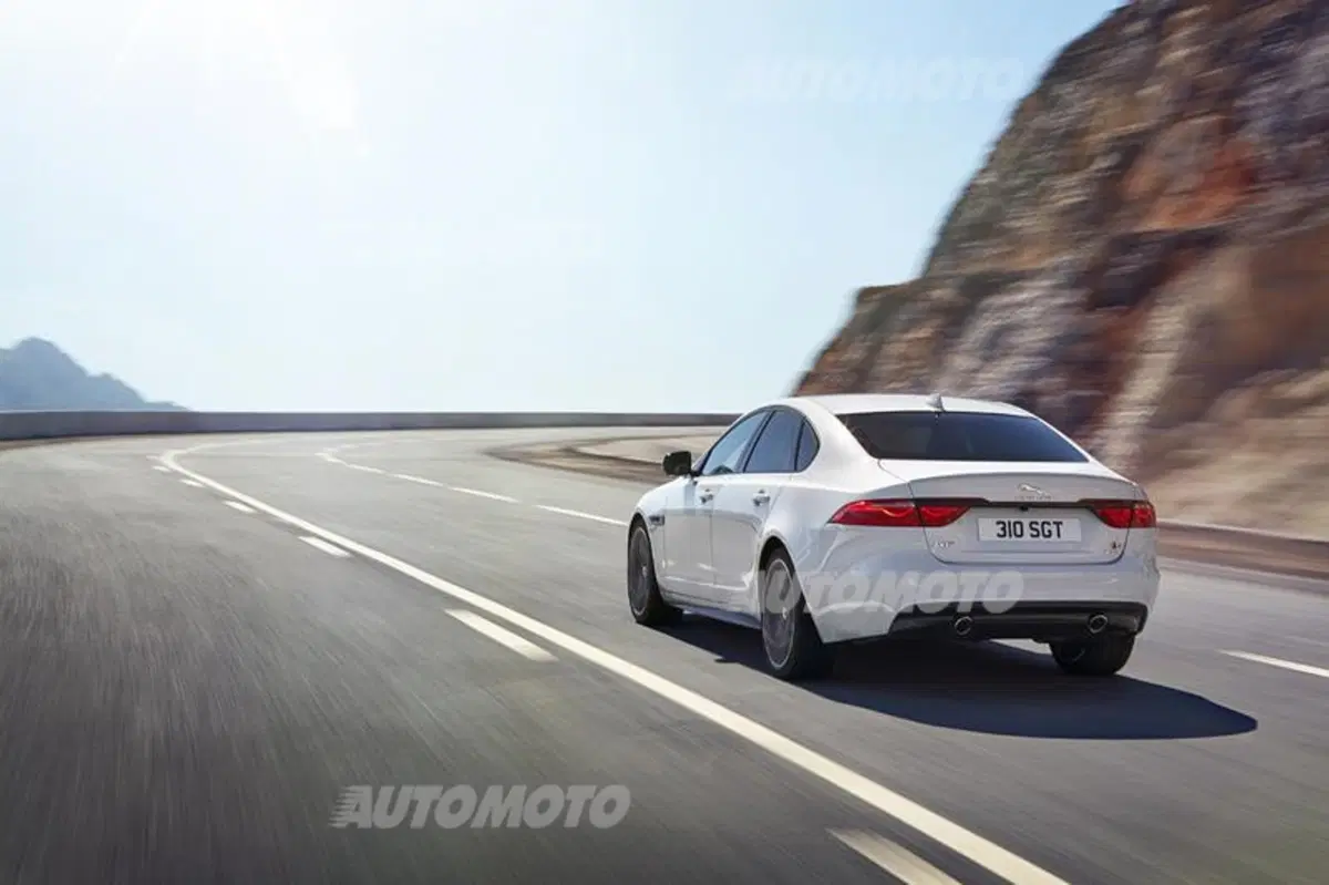 Nuova Jaguar XF (4)