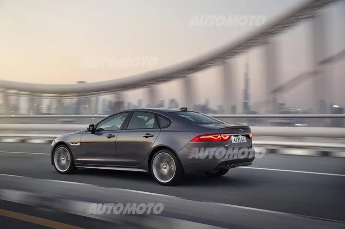 Nuova Jaguar XF (10)