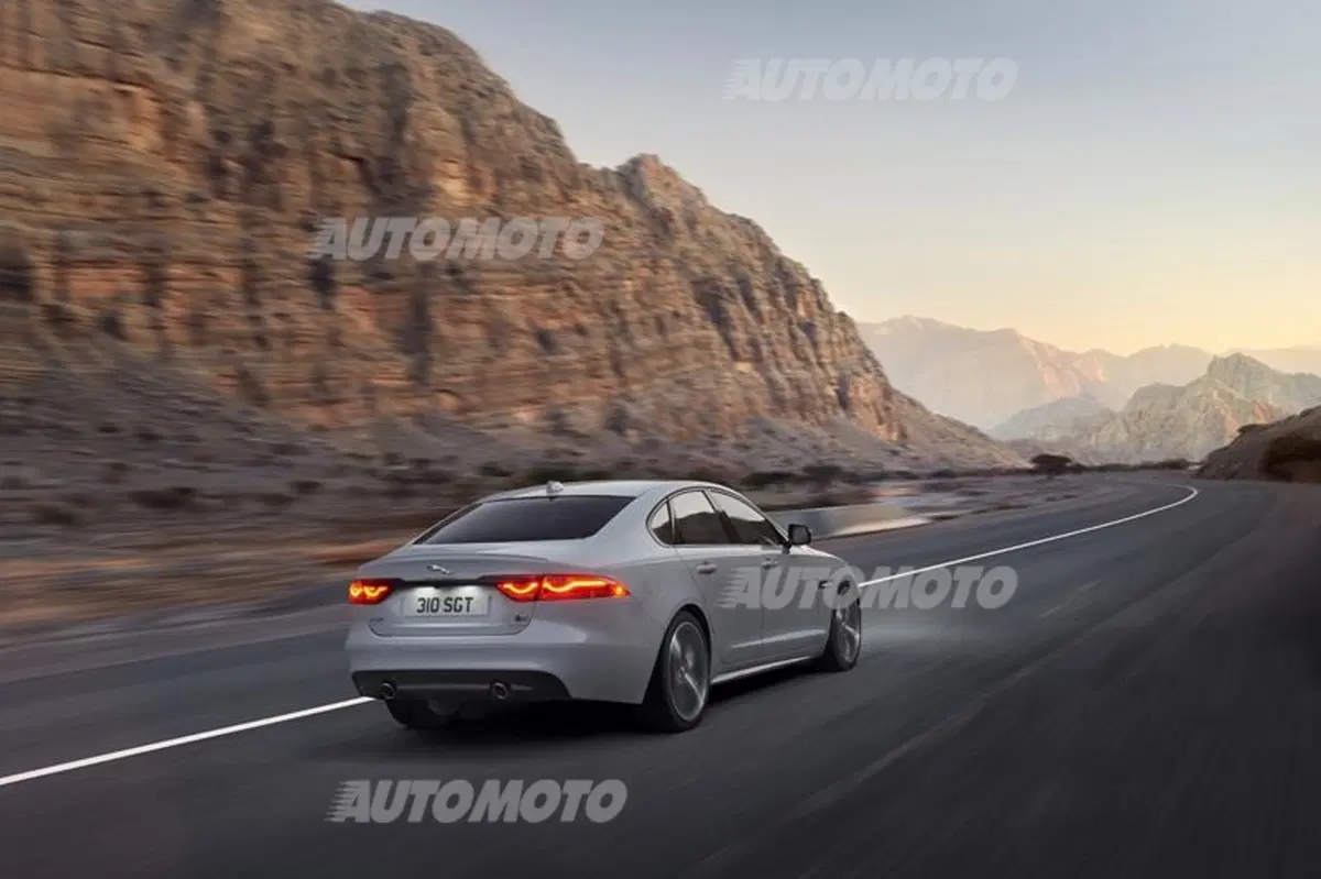 Nuova Jaguar XF (12)
