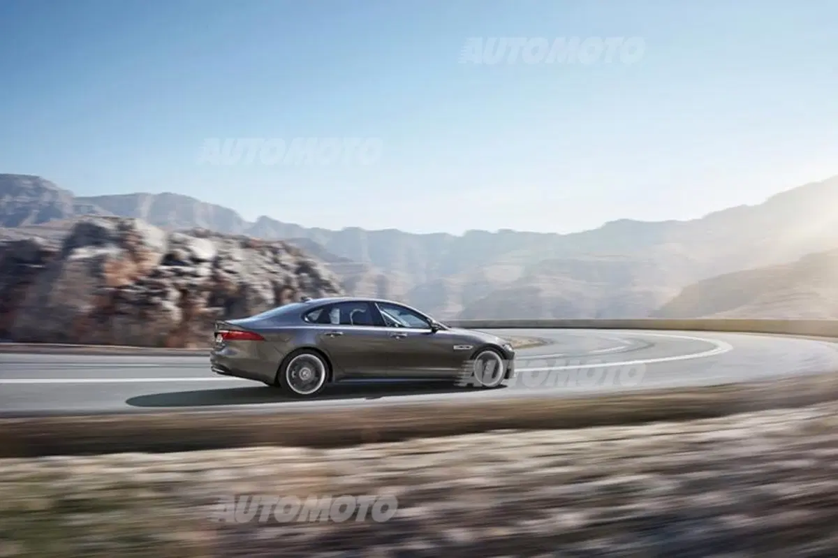 Nuova Jaguar XF (13)