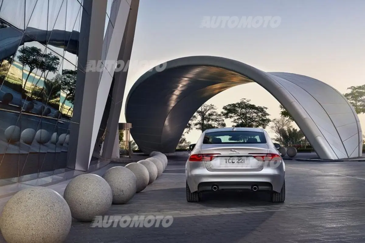 Nuova Jaguar XF (21)