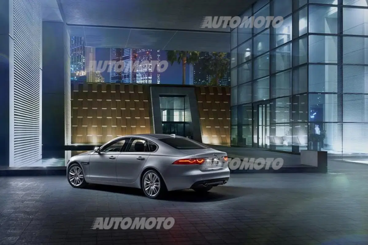 Nuova Jaguar XF (27)