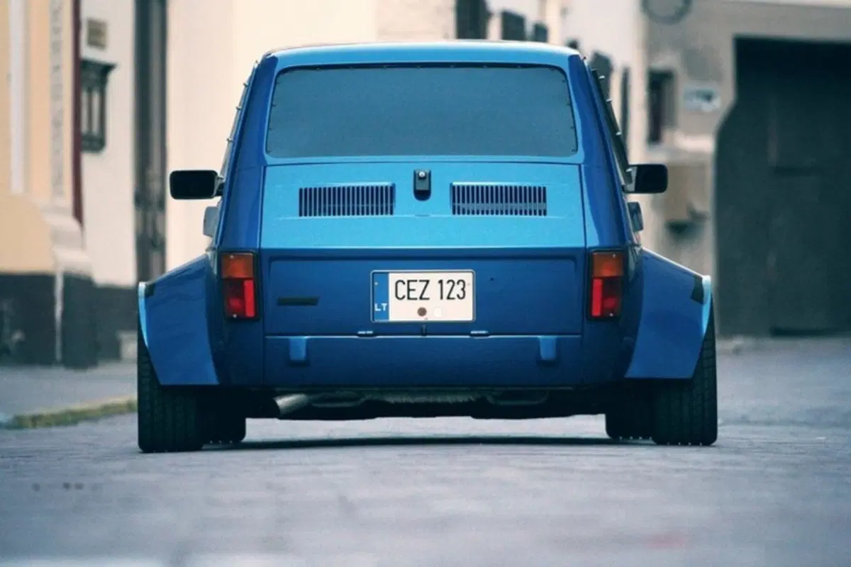 Fiat 126, con il VTEC Honda diventa un missile terra aria (3)