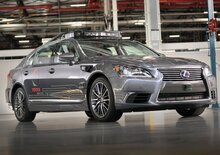 Guida Autonoma, Toyota: sospesi i test stradali negli USA
