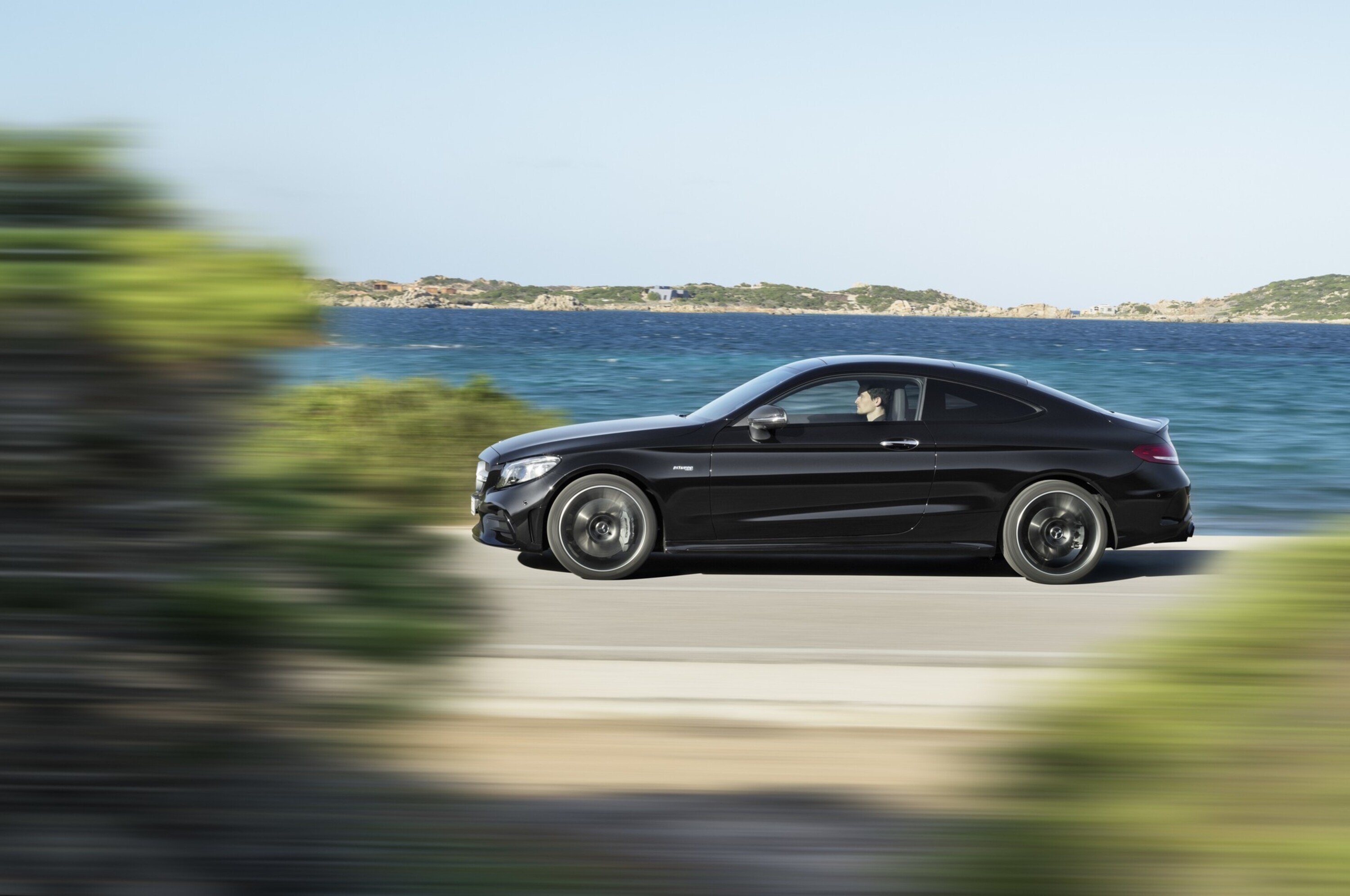 Mercedes-AMG C 43 4Matic, il restyling delle 2 porte a New York