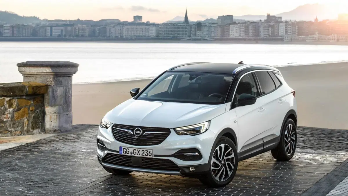 Opel Grandland X Ultimate | ora con il 2L diesel da 177 CV (10)