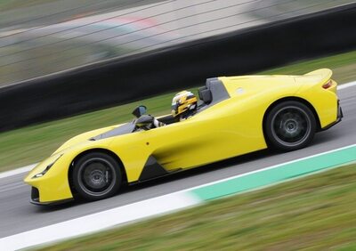 Dallara Stradale, semplicemente Fotonica: la prova in pista [video]