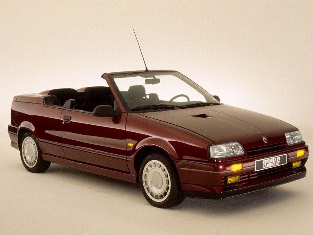 Anche la Renault 19 ebbe una versione cabriolet
