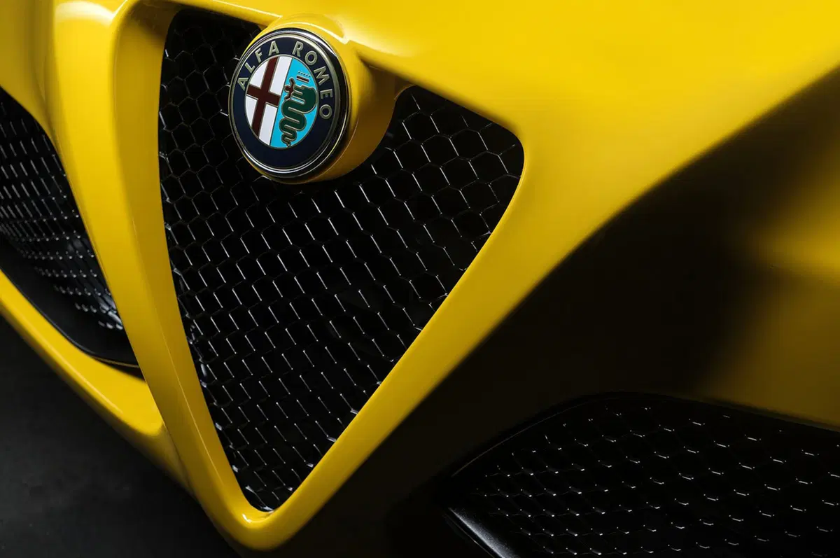 Clamoroso: Alfa Romeo 6C, in arrivo la 4C con motore V6? (3)