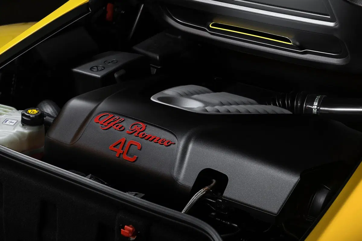 Clamoroso: Alfa Romeo 6C, in arrivo la 4C con motore V6? (5)