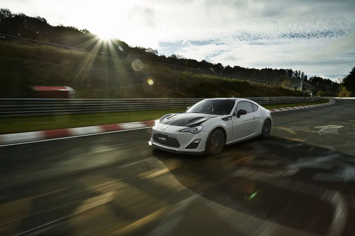 Toyota 86 GRMN (5)