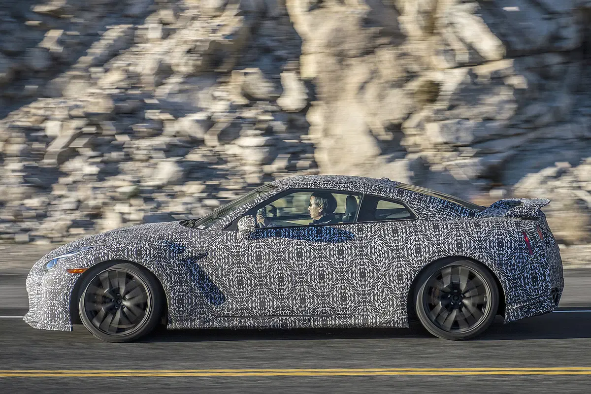 Nissan GT-R: è tempo dell'ultimo restyling  (6)