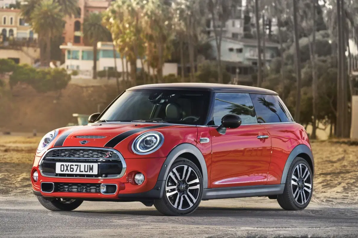 Mini Cooper S: restyling, personalizzazioni e tanto divertimento [Video] (5)