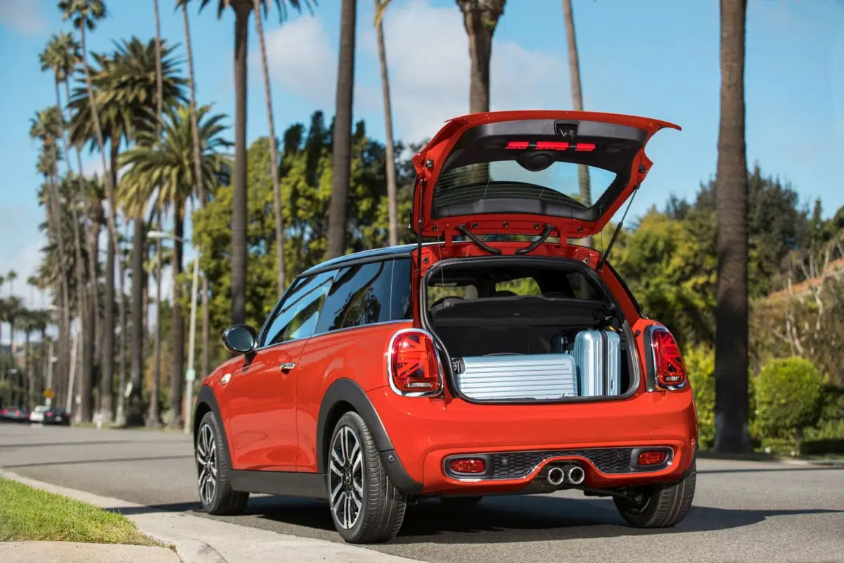 Mini Cooper S: restyling, personalizzazioni e tanto divertimento [Video] (28)