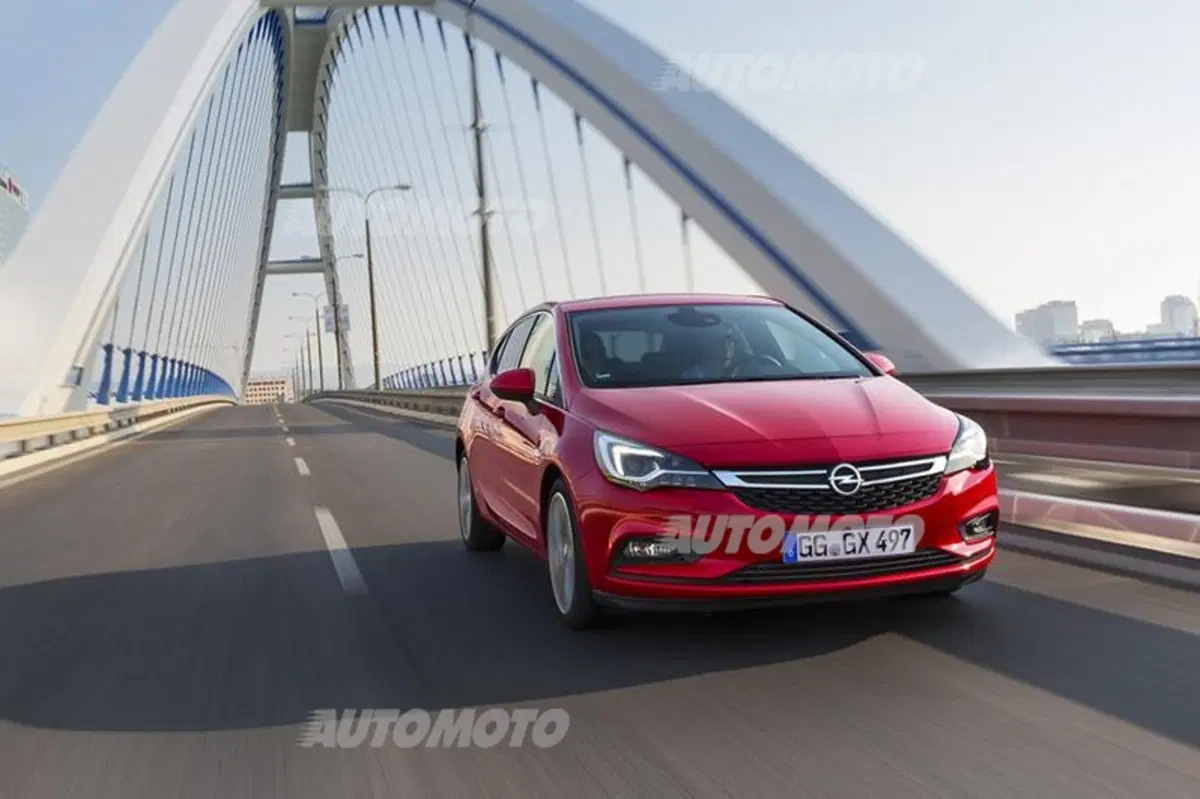 Nuova Opel Astra (4)