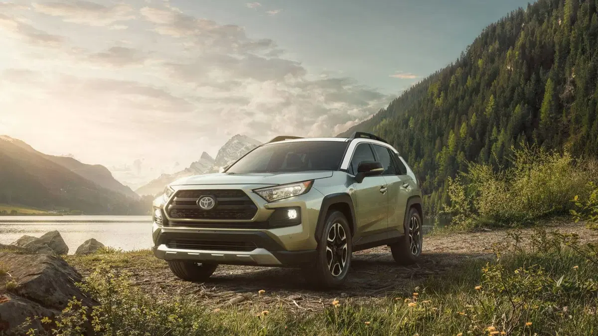 Nuova Toyota RAV4, debutto al Salone di New York  (4)