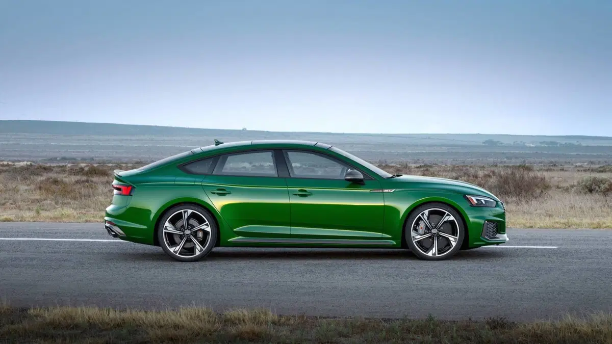Audi RS5 Sportback, esordio a New York (2)