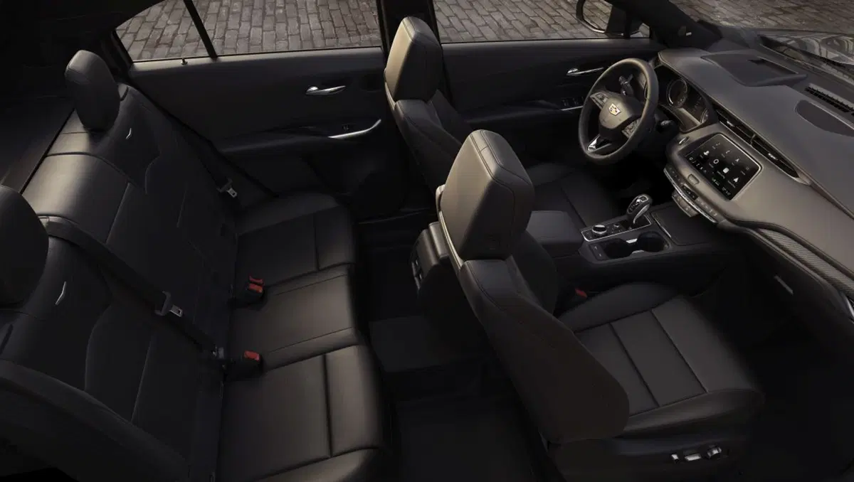 Cadillac XT4, anche gli USA si danno ai SUV compatti (9)