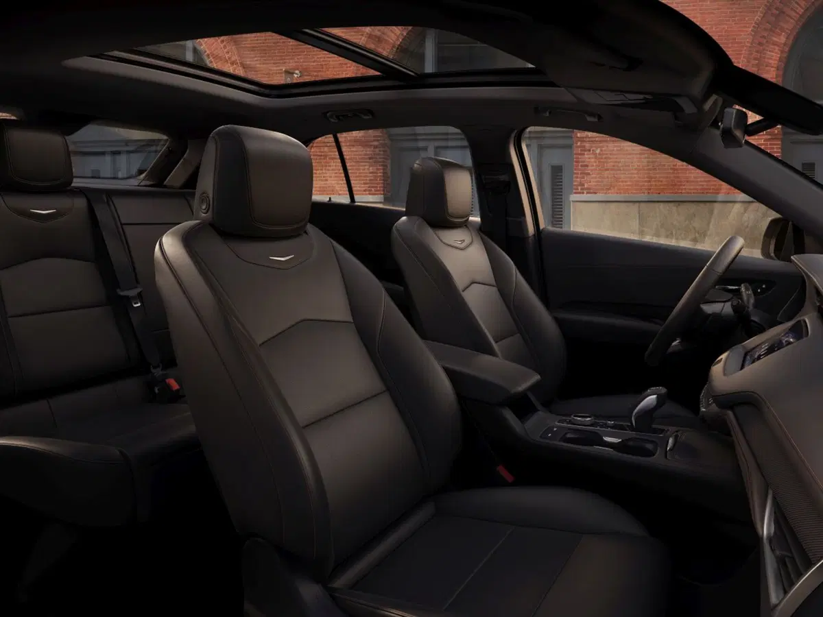 Cadillac XT4, anche gli USA si danno ai SUV compatti (10)