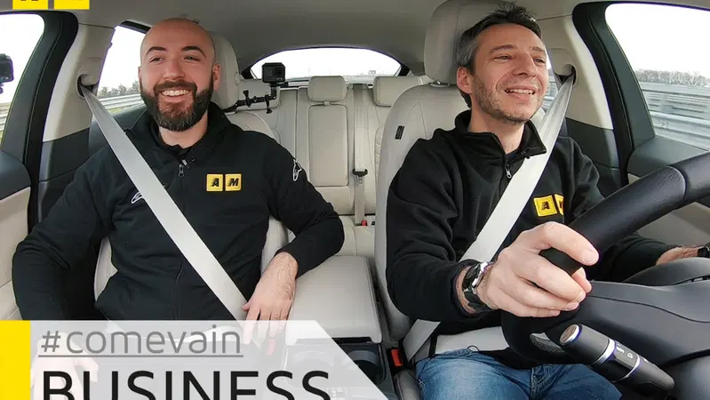 Jaguar E-Pace, Come va in... Business [Video]