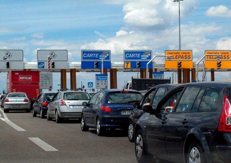 Autostrade: tutti gli aumenti del 2016