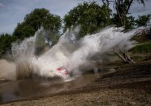 Dakar 2016. Live seconda tappa: vincono Loeb (auto) e Price (moto)