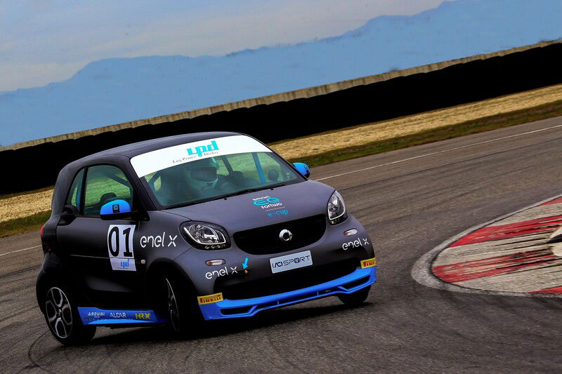 Smart EQ ForTwo e-cup, il 1&deg; trofeo italiano monomarca 100% elettrico