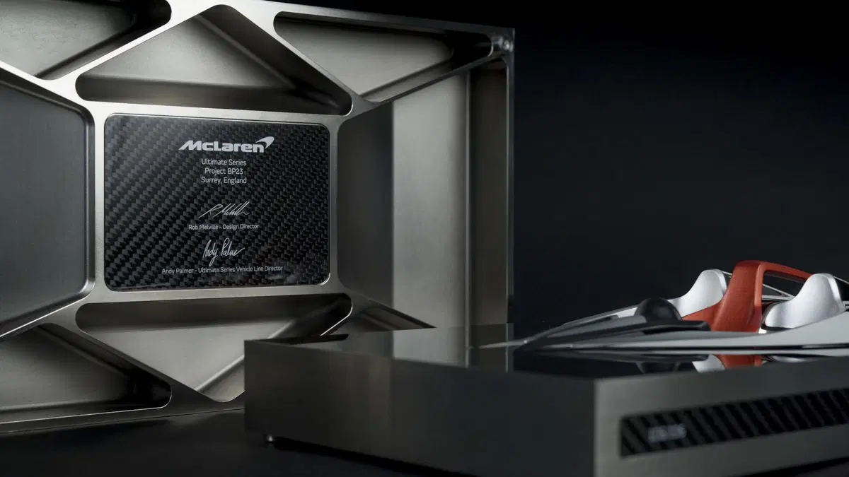 McLaren, una scultura per ciascun acquirente della BP23 (3)