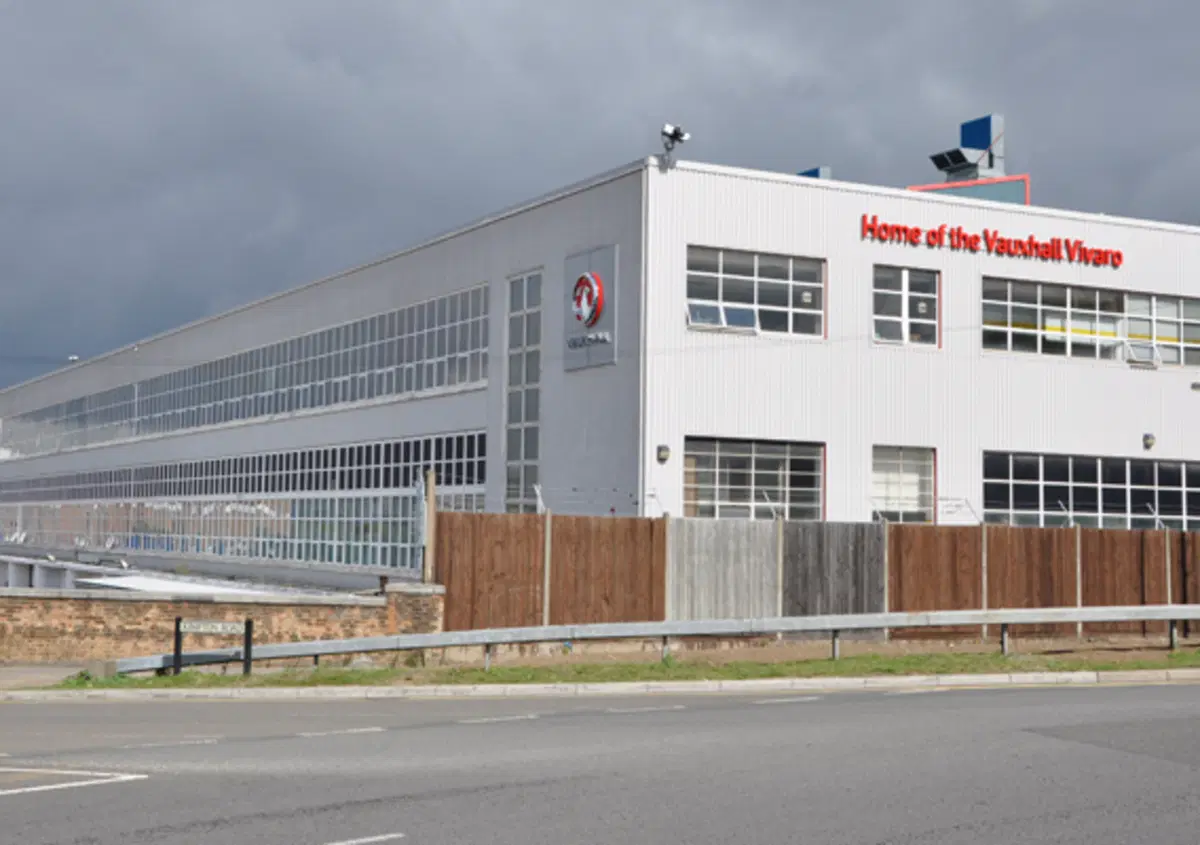 Nuovo Opel (Vauxhall) Vivaro 2019: "fabriqu&eacute;" in Luton