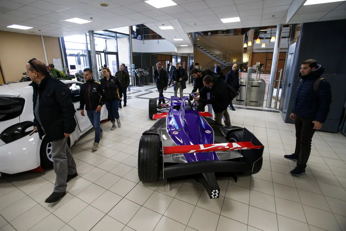 Formula E: il circuito E-Prix di Roma al simulatore del DS Virgin Racing Team [Video]   (4)