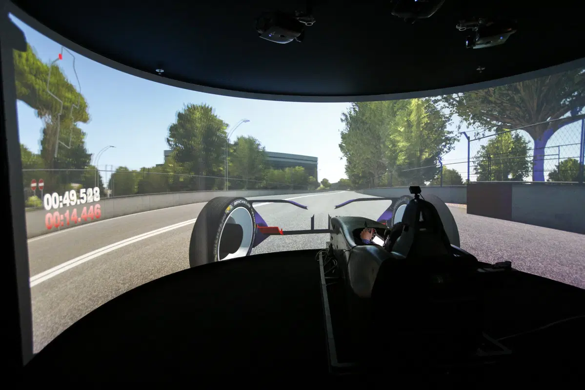 Formula E: il circuito E-Prix di Roma al simulatore del DS Virgin Racing Team [Video]   (19)