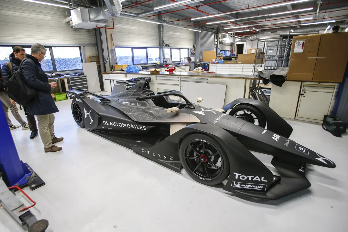 Formula E: il circuito E-Prix di Roma al simulatore del DS Virgin Racing Team [Video]   (22)