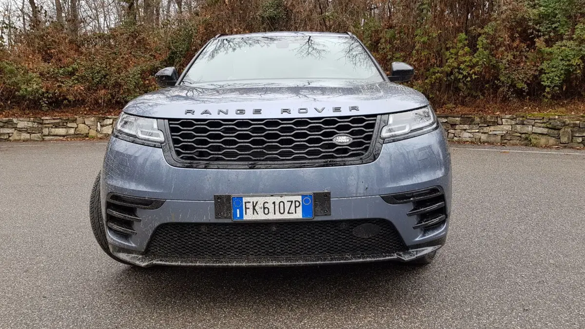 Range Rover Velar | Seduti nel burro di un SUV "superiore" (5)