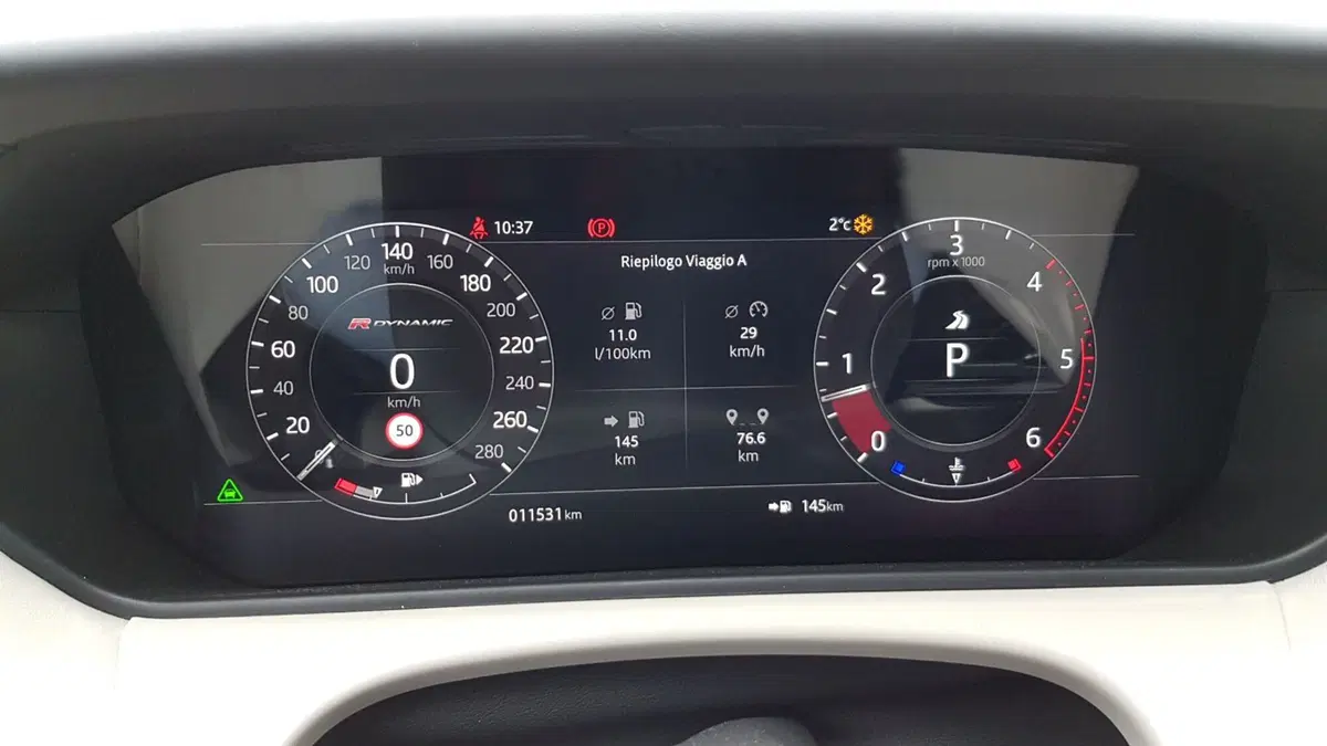 Range Rover Velar | Seduti nel burro di un SUV "superiore" (18)
